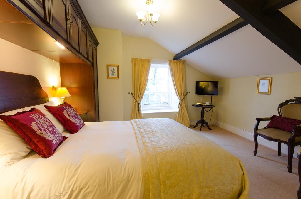 Lowbyer Manor Country House Alston Room photo